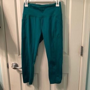 All In Motion Capri Leggings